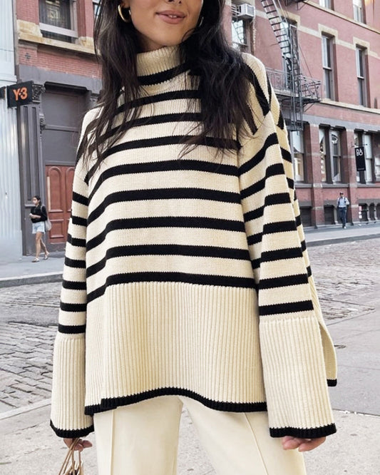 Kynesia - Overdimensioneret Strikpullover Med Stribemønster Og Rullekrave