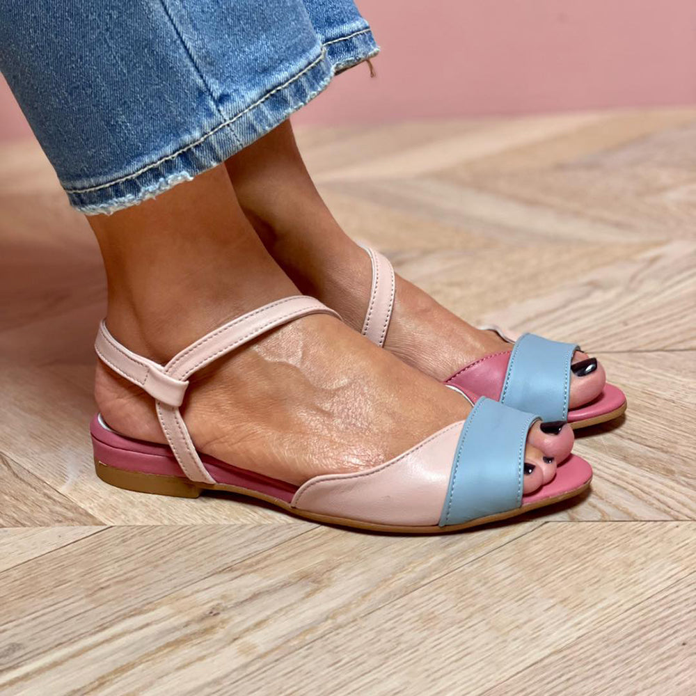 Roselina | Asymmetrisk farveblok sandaler i rosa